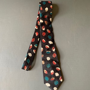 Seashell necktie - 100% silk