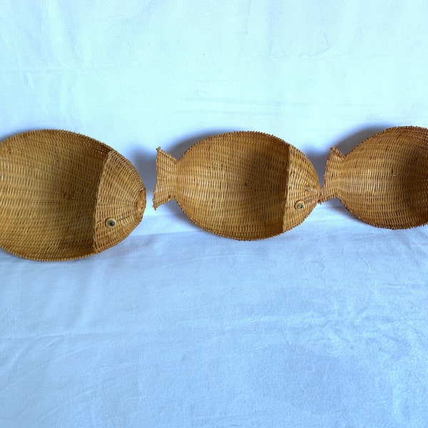 Set of 3 wicker fish - natural color - use for wall decor or as serving baskets