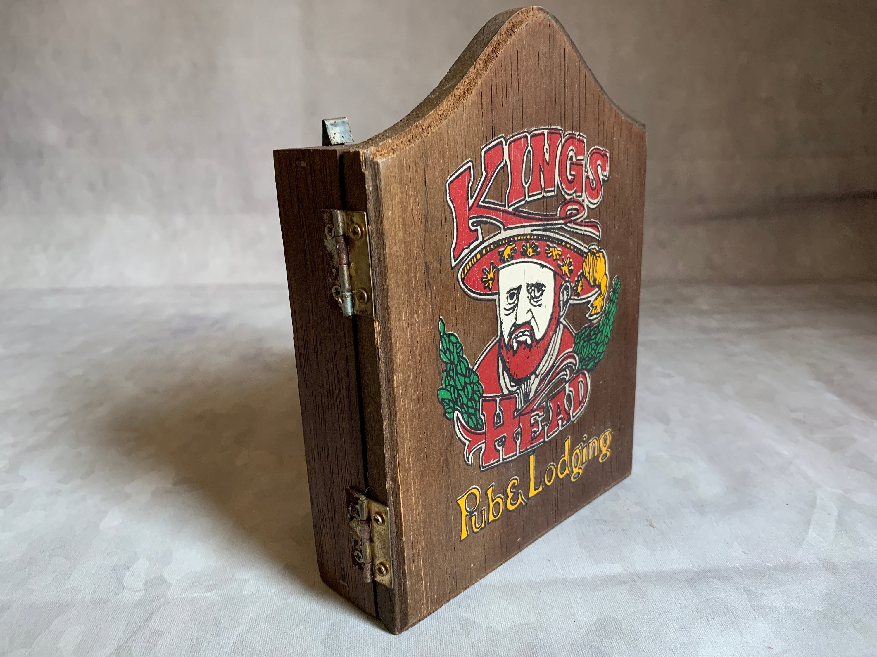 pub ＆ lodging wood darts case Amazon.com: King's Head Dark Wood Dartboard Cabinet Set
