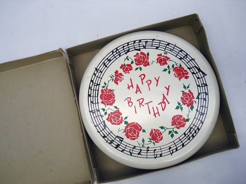 made in Japan in box Musical birthday cake pedestal Chadwick