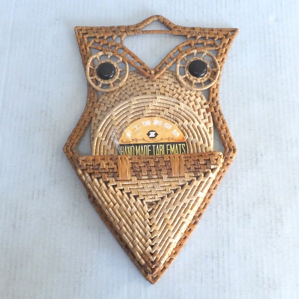 Woven wall decor - owl with trivets - rustic and useful