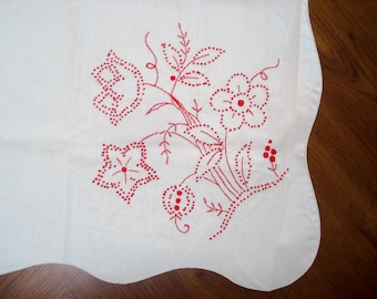 Stunning vintage tablecloth - red French knots - flowers and scallops