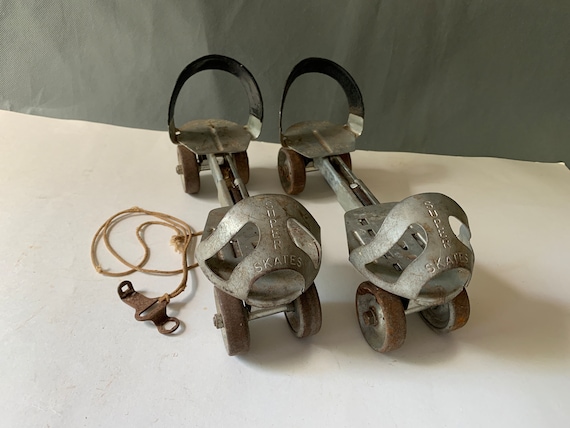 Roller skates - image 2