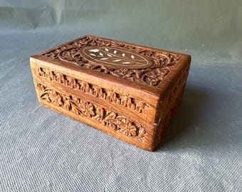 Vintage hand-carved wooden box - great for dresser-top storage, catchall, tiny treasures