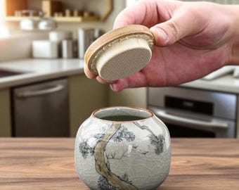 Hand-Painted Japanese Ceramic Tea Jar – Airtight Storage with Bamboo Lid for Matcha, Sugar, Coffee & More