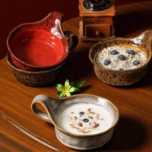 Minimalistische japanische Keramiktasse - 500ml große Kaffee- & Milchtasse mit Henkel | Rustikaler Frühstücksstil