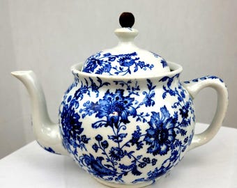 Tetera antigua de cerámica Buffalo Pottery China Flow Blue con diseño floral y gran vaporera.