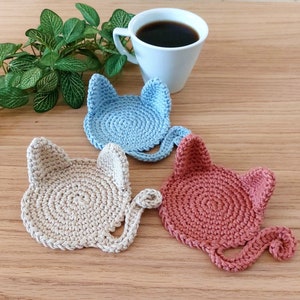 Cat Coaster, Crochet Cat Lover Gift, Kitty Housewarming, Drinkware Mat, Candle Mug Doily, Table Decor, Coffee Table Coaster, Holidays Gift