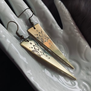 SARA boho design triangle earrings