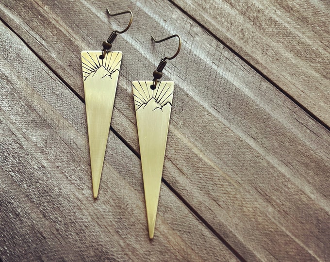 SARA sunrise design triangle earrings Mountain jewelry Mountain top Sunshine Colorado BRECKENRIDGE