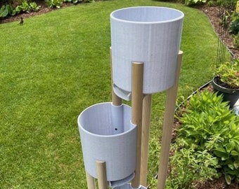 Sistema de construcción modular de jardineras minimalistas