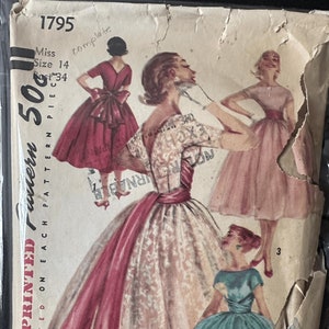 VINTAGE Simplicity Sewing Pattern 1795, 1950s Dress and Cummerbund with Kimono Sleeves, Size 14