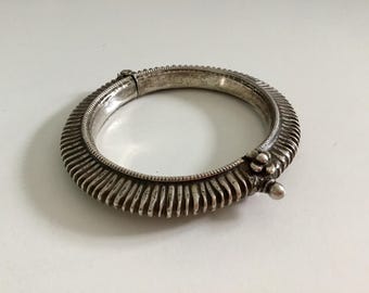 Antique Indian Rajasthani Hinged Bangle, Ethnic Silver Bracelet Original Boho Bangle, Decorative Front Screw Lock, Rustic Unisex Jewelry