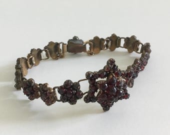 Antique Bohemian Rose Cut Sparkly Garnet bracelet, Very Old Semi Precious Gemstones Star And Floral Rosette Victorian Design Hidden Box Lock