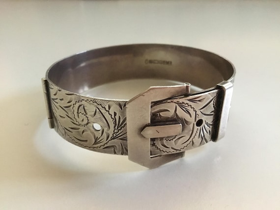 Vintage Victorian Revival Hinge Bangle, Buckle Detail Cuff, English Hallmarked 1970s Solid Sterling Silver Engraved Foliage, Wide Bracelet.