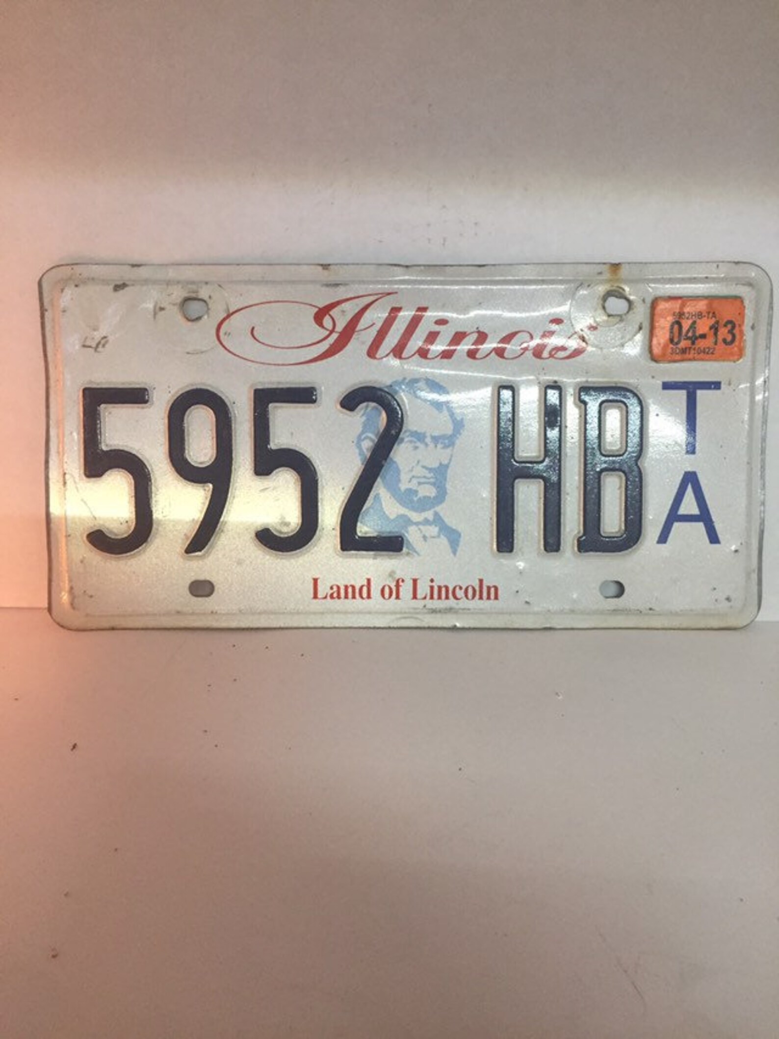 New Illinois License Plate Colors For 2025: Full Guide - 11idoj3