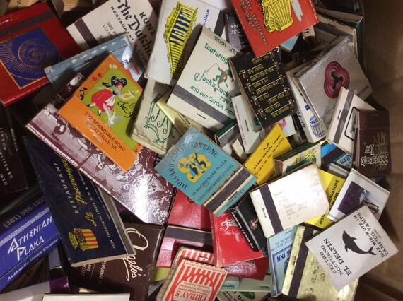 48 Vintage Matchbooks, Advertising,travel, Hotel,oil, Memorabilia
