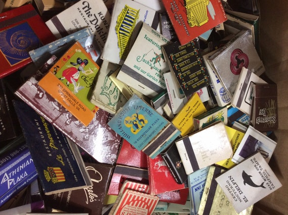 48 Vintage Matchbooks, Advertising,travel, Hotel,oil, Memorabilia