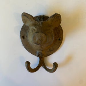 Cast Iron Pig Hook ,Cast Iron Decor, Farmhouse Kitchen Hook Wall hook