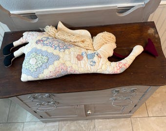 Handmade Vintage Quilt Angel Antique Pieced Quilt wall hanging