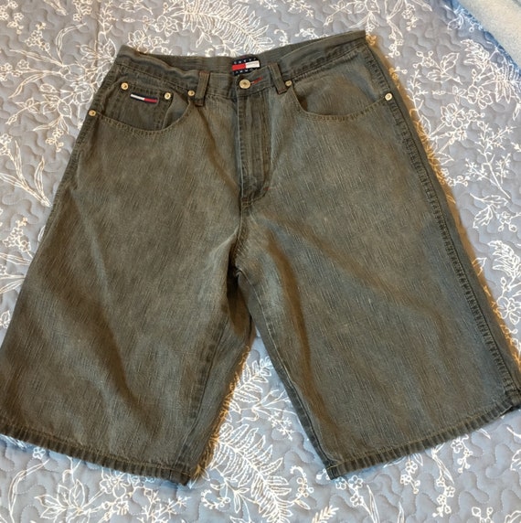 tommy hilfiger carpenter shorts