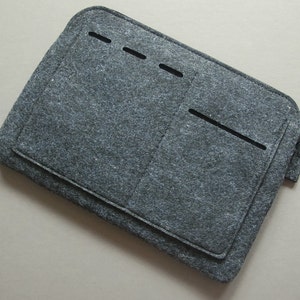 iPad Case, Tablet Cover, felt tech cover, zipper bag. image 2