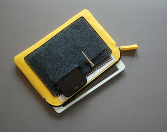 iPad mini Case, Tablet Cover, felt zipper bag.