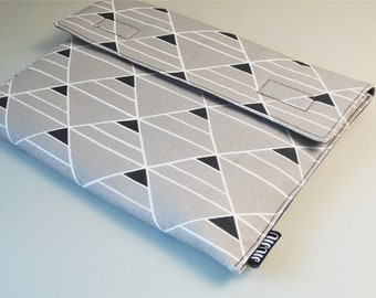 Laptop sleeve, for MacBook 13 inch, 14 inch, 15 inch, 16 inch and other laptop models. Padded/Canvas.