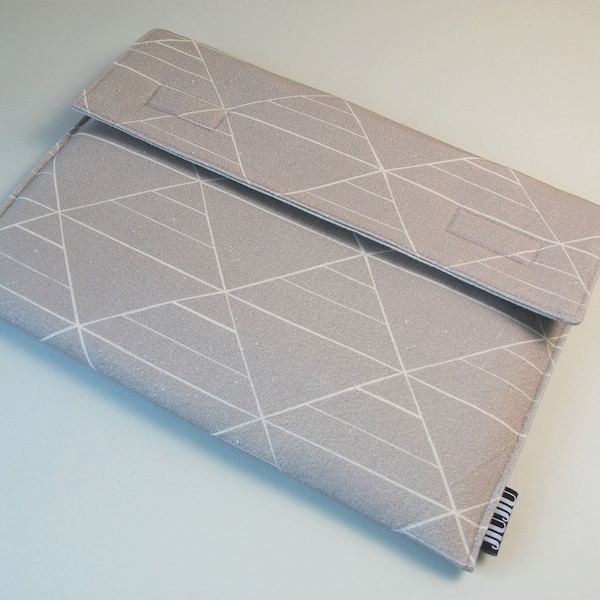 Laptop sleeve, for MacBook 13 inch, 14 inch, 15 inch, 16 inch and other laptop models. Padded/Canvas.