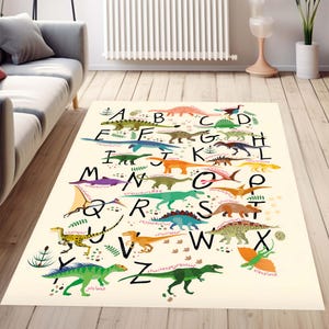 Niedlicher Dinosaurier ABC Alphabet bedruckter Teppich • Lebendig bedruckter waschbarer rutschfester Teppich • Geschenk für Baby Kindererziehung • Kinderzimmer Dekor