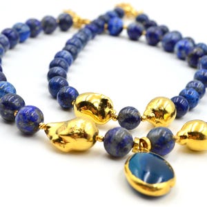 Blue necklace, lapis lazuli, lapis lazuli neclace, baroque pearl, anniversary gift, birthday gift, gold plated pearl, lapis lazuli stone, beaded necklace, lapis lazuli jewelery, dark blue jewelry, gemstone necklace, gemstone beads