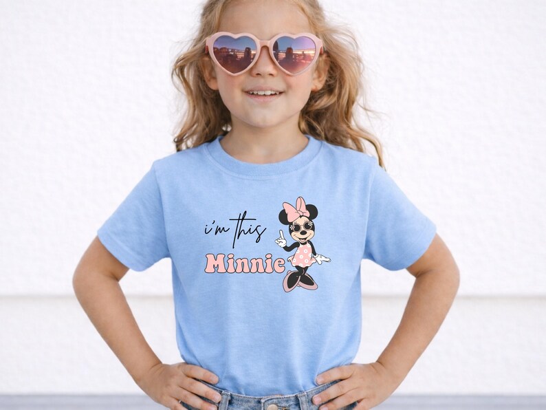 Camiseta de cumpleaños para niños pequeños "Soy esta Minnie", Camiseta de cumpleaños de Minnie Mouse, Camiseta de Minnie para niños de un año, Camiseta de viaje de cumpleaños de Disney imagen 11