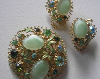 Vintage Rare Fruit Pear Apple Green Aurora Borealis Pin Earrings Set Swarovski  1960s Austria