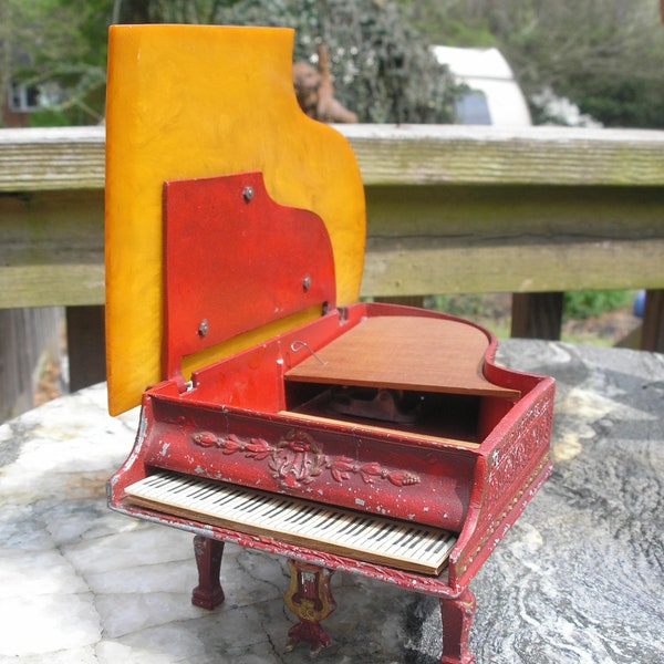 Vintage 1940 Butterscotch Bakelite Art Deco Grand Piano Music Trinket Box Thoren's