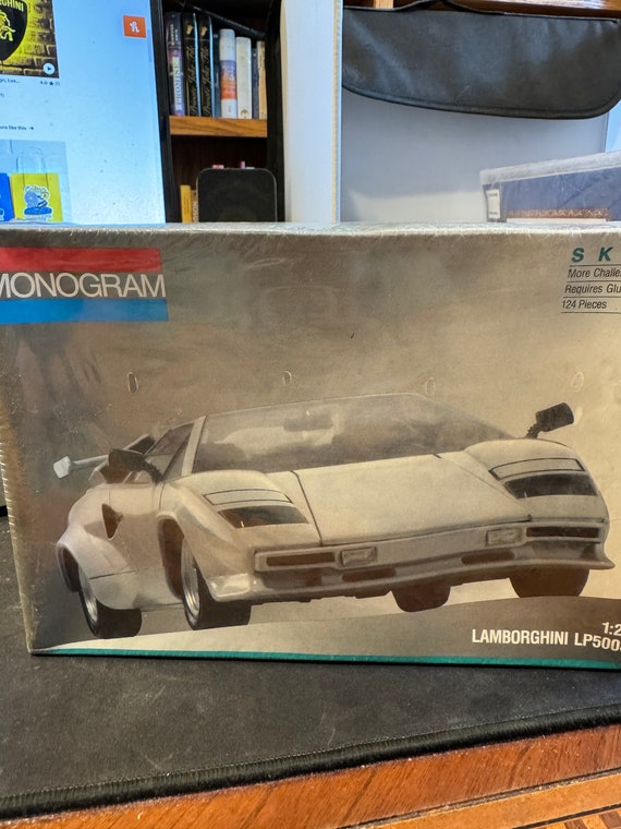 模型・プラモデル モノグラム Lamborghini LP500S モデルキット 1/24
