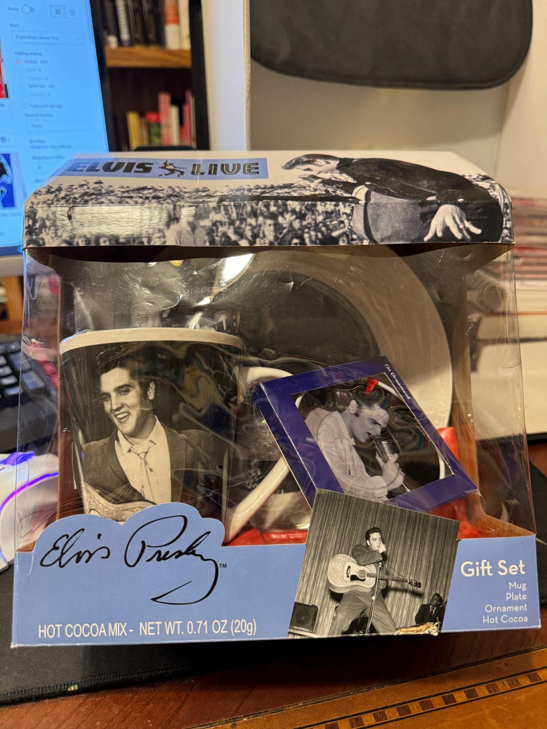 Elvis Presley Gift Set With Mug, Plate, Ornament, and Hot Cocoa Elvis Presley Gift Set With Mug, Plate, Ornament, and Hot Cocoa