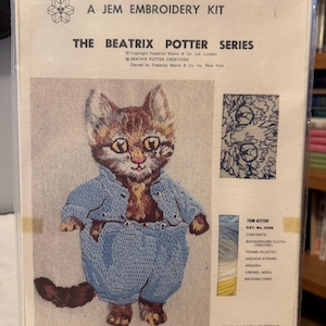 Kit de bordado Crewel de la serie Beatrix Potter - TOM KITTEN - Nuevo