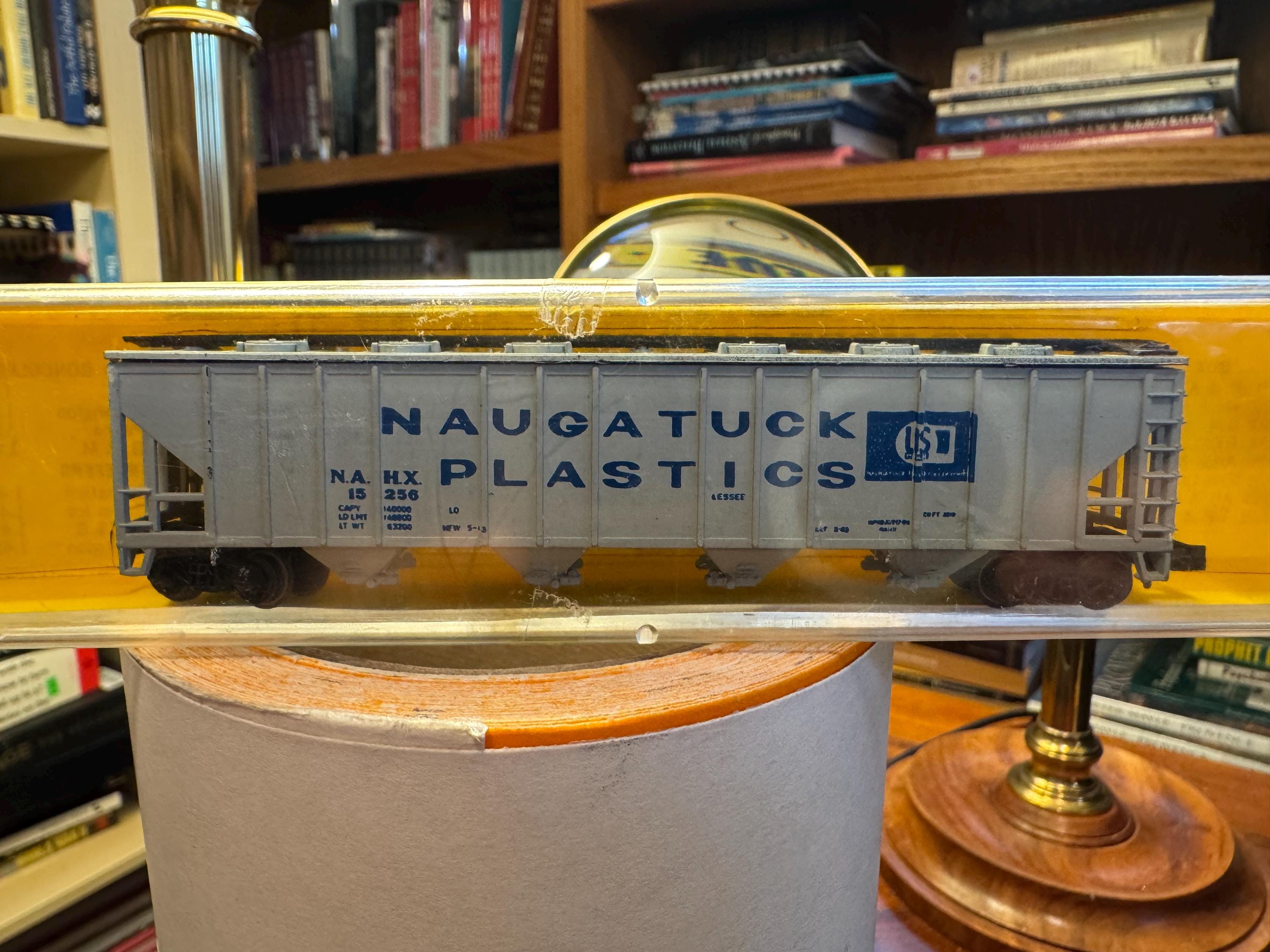 AHM Minitrains 4446 - Covered Hopper Car - Naugatuck Plastics - Etsy