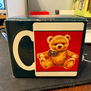 Hallmark Holiday Mug - Made In Japan 1987