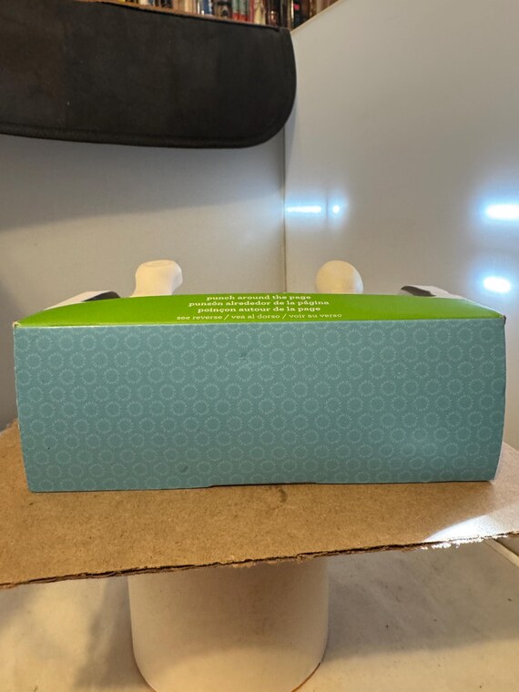 マーサ・スチュワート・クラフト - パンチ・アラウンド・ザ・ページ