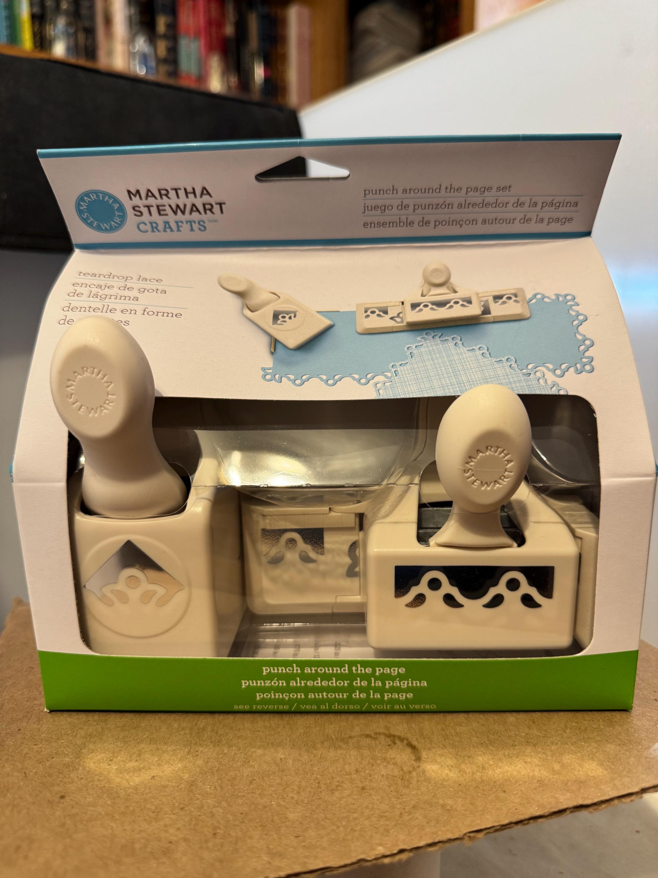 マーサ・スチュワート・クラフト - パンチ・アラウンド・ザ・ページ