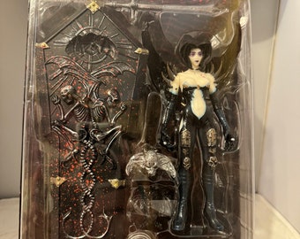 Resurrection of MONSTRESS / STEELA フィギュア il_fullxfull.6286996353_cyy1.jpg