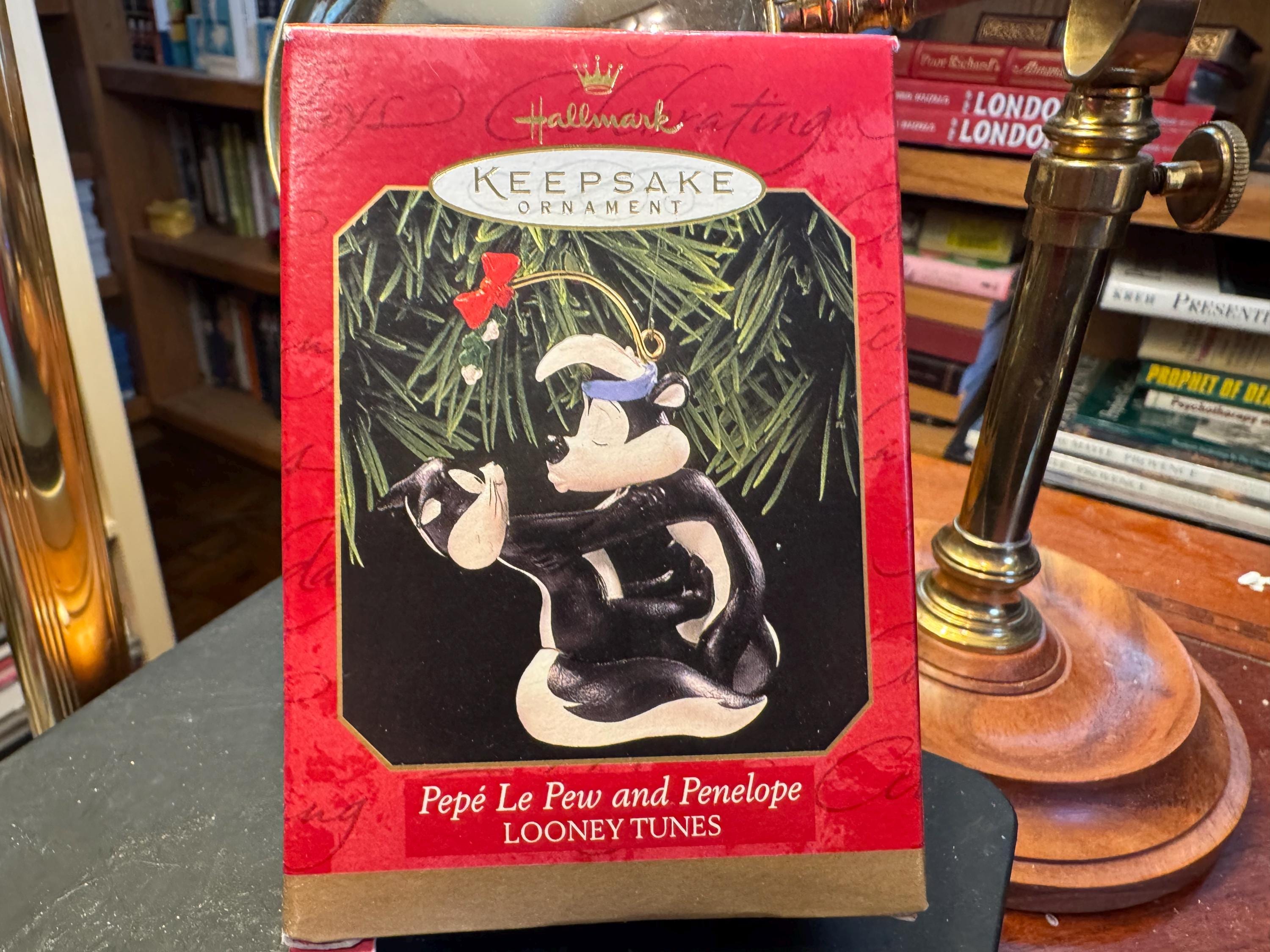 Pepe le pew art - Etsy 日本