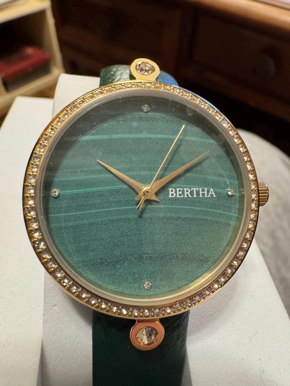 Berta Frances Women display picture 3