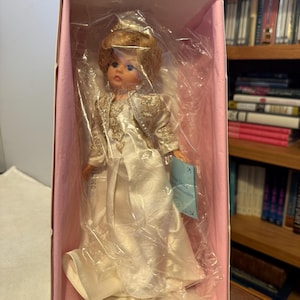 Madame Alexander - Princess Diana Commemorative 22500