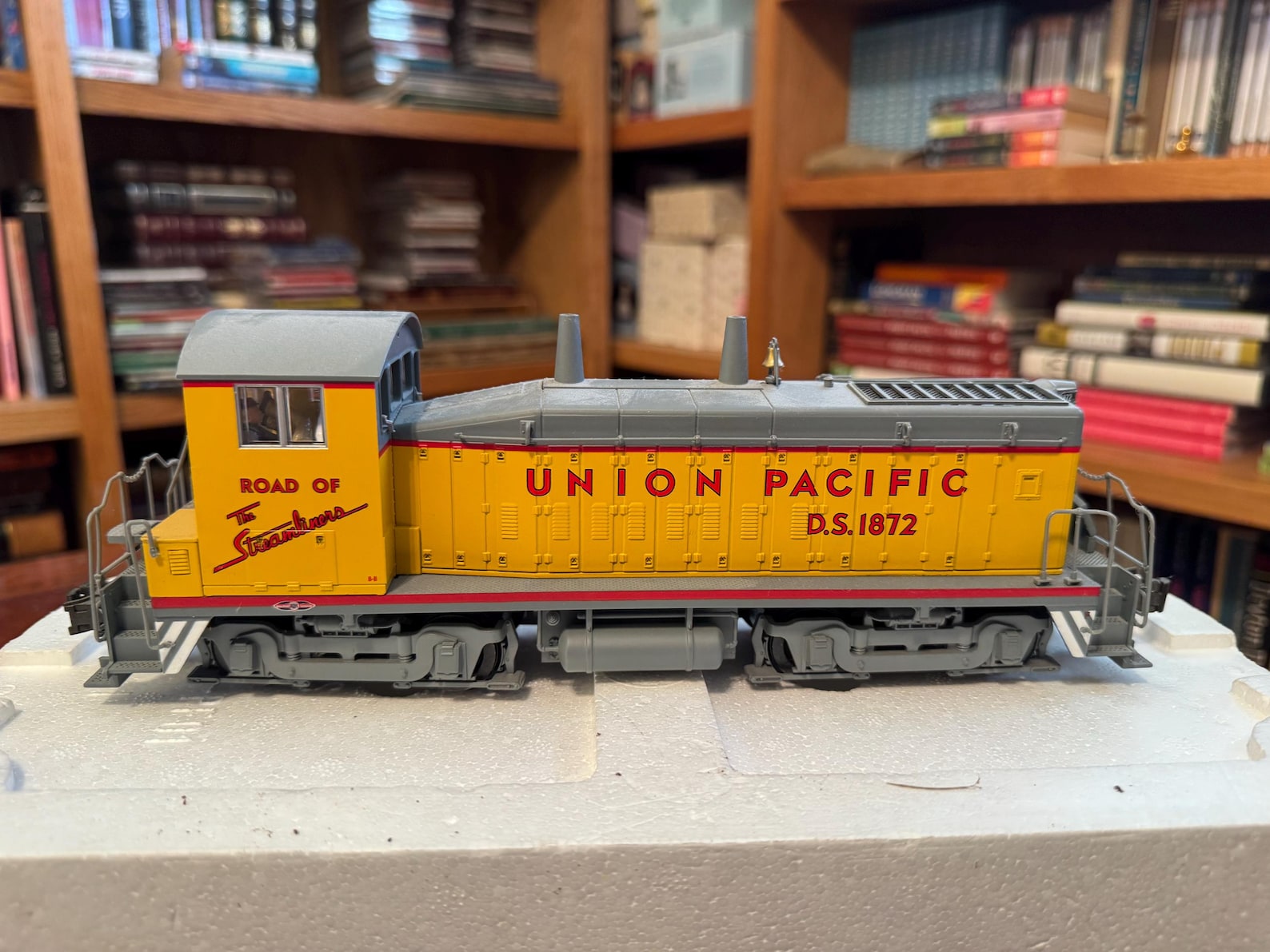Union Sw9 Atlas O Scale EMD SW8/SW9 Locomotive - Union Pacific D.S. 1872 - Etsy