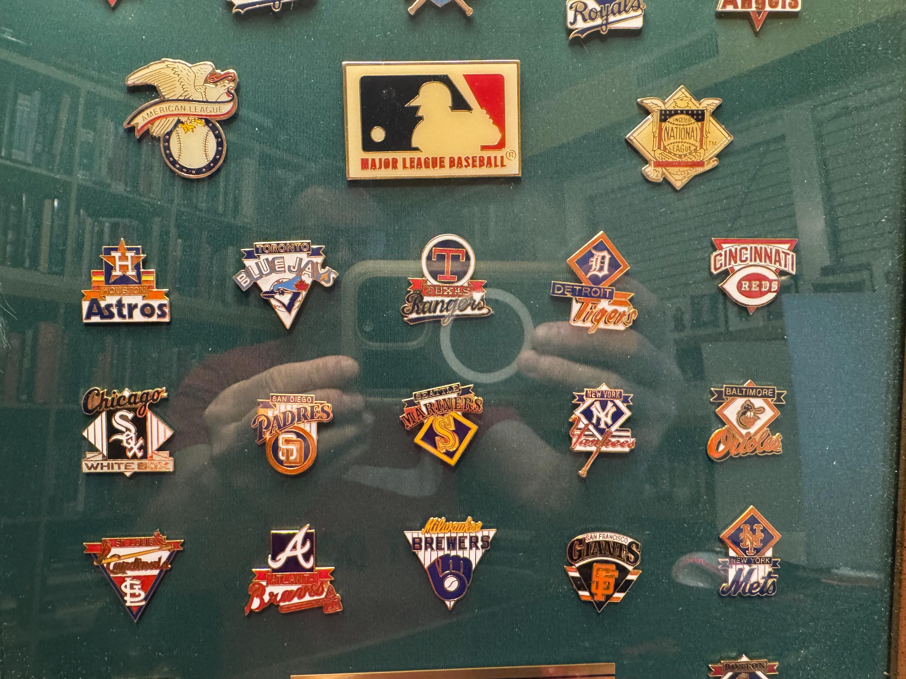 Kellogg's Major League Baseball 29 Pins Framed 16