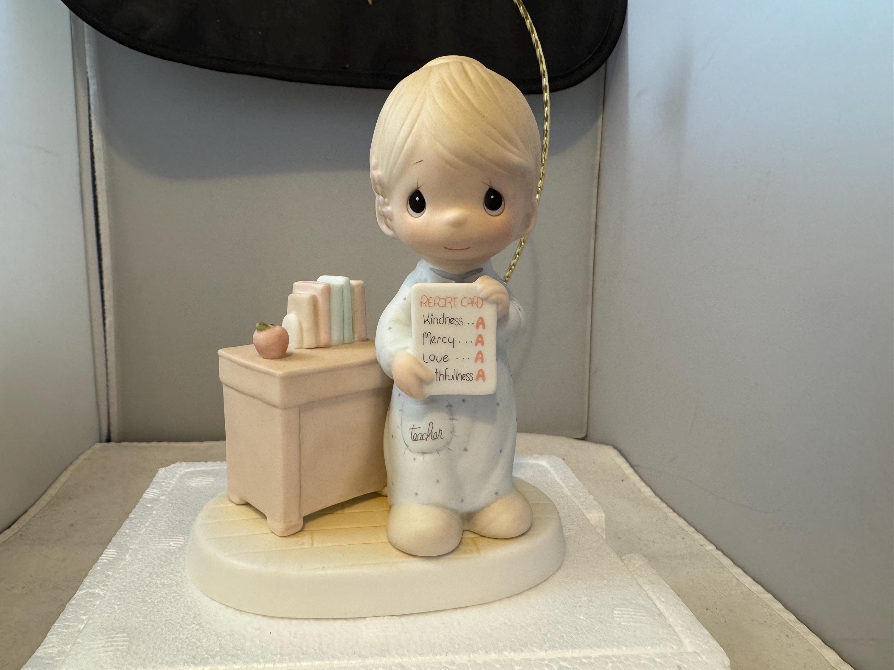 The Enesco Precious Moments 1984 - Love Never Fails 12300 - Etsy