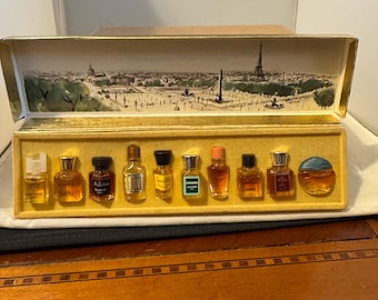 Les Meilleurs Parfums De Paris - Set of 10 - Etsy