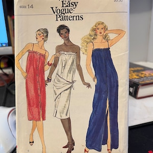 Vogue Patterns 7686 - Misses' Dress And Scarf - Size 14 - Uncut